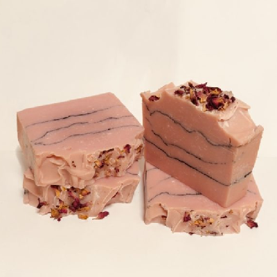 Rose de Luxe with Activated Charcoal Rosehip Jasmine